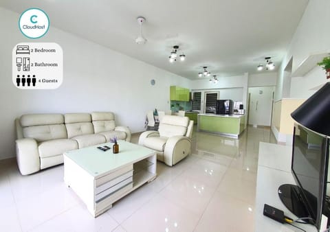 TV and multimedia, Living room, Seating area, air conditioner