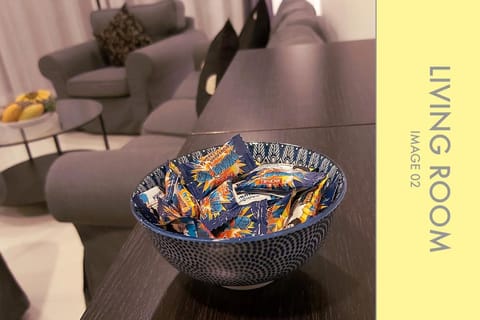 Food close-up, Living room, Seating area