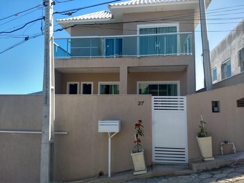 Casa em condomínio passaros com vista pro mar House in Cabo Frio