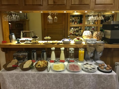 Buffet breakfast