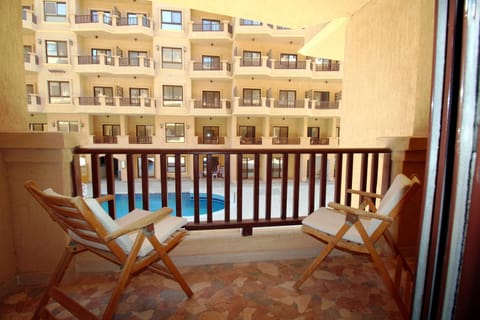 BeachView Turtles Apartment in Hurghada