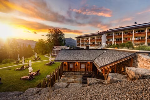 Property building, Garden, Sauna, Sunset, sunbed