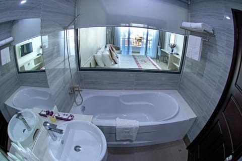 VISUHA HOTEL Hotel in Kien Giang