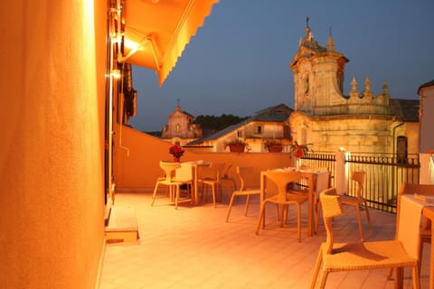 Property building, Balcony/Terrace