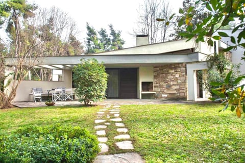 Property building, Facade/entrance, Garden