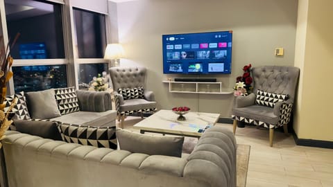 TV and multimedia, Living room, Seating area