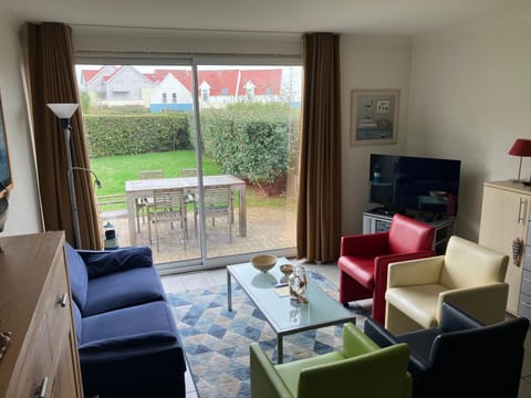 Balcony/Terrace, Living room, Garden view