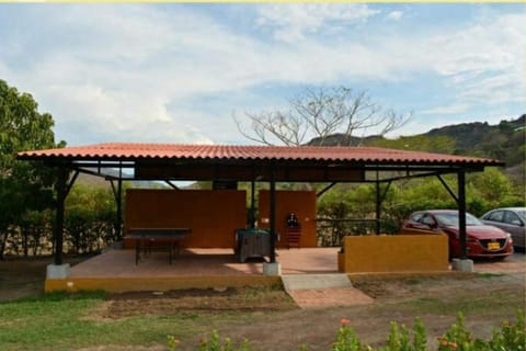 Finca el Lunar House in Caldas, Colombia