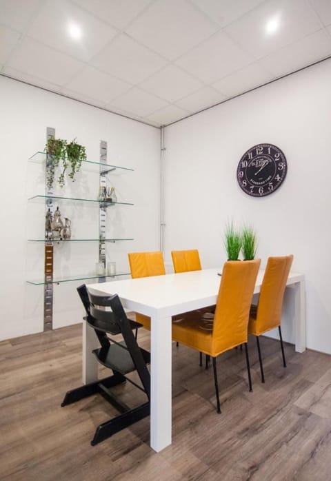 Luxurious two bedroom apartment A kwartier Center Condo in Groningen