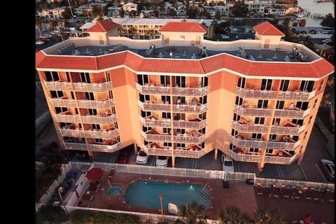 404 - Surf Beach Resort House in Treasure Island