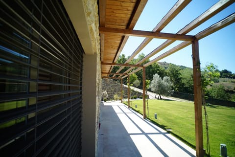 Property building, Day, Garden, Garden view