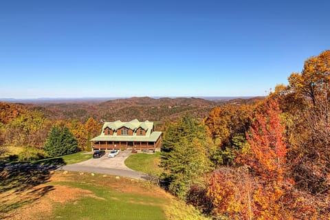 Majestic View Lodge #426 House in Sevier County