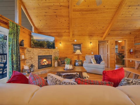 Cottage In The Pines #297 House in Sevierville