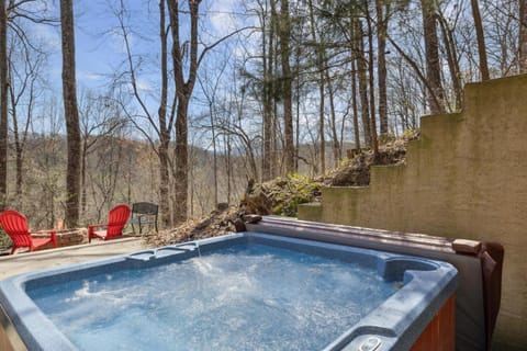 A Tranquility Den #210 House in Pigeon Forge