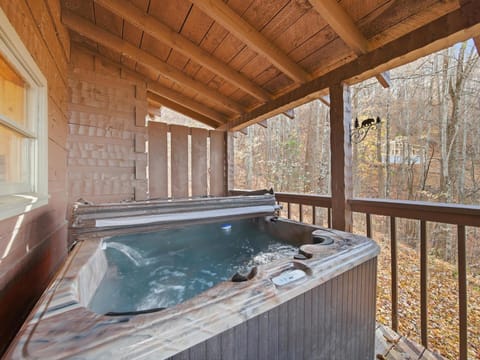 A Secluded Retreat #216 House in Pigeon Forge