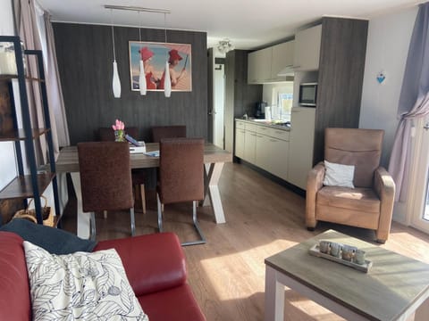 Chalet Oceanside Zeeland Apartment in Zeeland, Netherlands