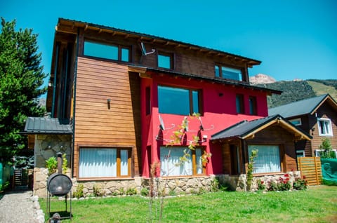 Kurtem Lodge Albergue natural in San Carlos Bariloche