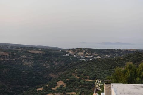 Paraspori Traditional Home with View House in Lasithi