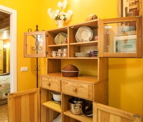 Wood Easy Flat Apartment in Rome