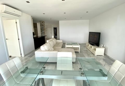 Luxury Puerto Banus Penthouse With Parking & WI-FI Condo in Marbella