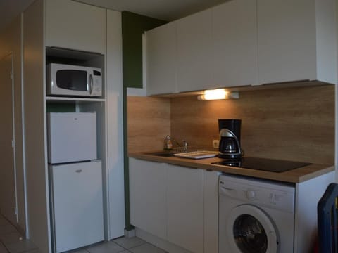 Appartement Saint-Cyprien, 3 pièces, 6 personnes - FR-1-225D-83 Condo in Saint-Cyprien