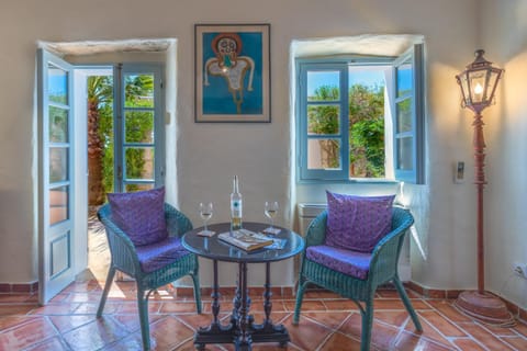 Morro dos Anjos - authentic farmhouse with a view just 3km from Olhao Casa in Olhão