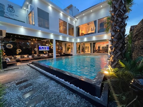 NEW 2022 Grand Deluxe ART Pool Villa Chalet in Pattaya City
