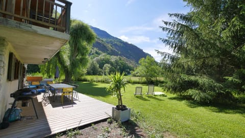 Patio, Garden, Garden view, Mountain view
