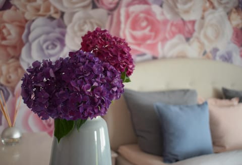 Bed, Summer, Decorative detail, Bedroom, On site