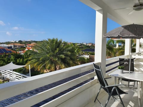 View (from property/room), Balcony/Terrace