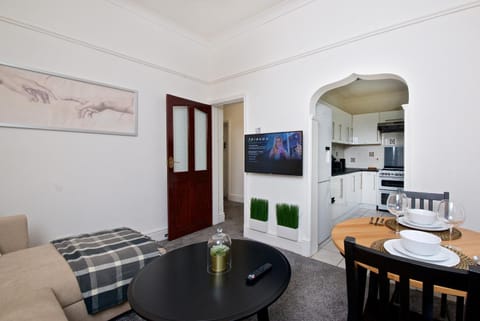 Liverpool City Stays - Economy Room Close to city centre GG House in Liverpool