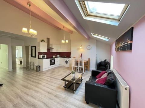 Liverpool City Stays - Economy Room Close to city centre GG House in Liverpool