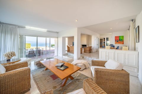 Living room, Seating area, Sea view