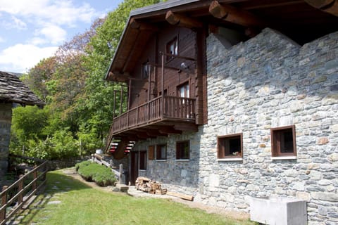 CHALET MONT AVIC Chalet in Aosta Valley, Italy