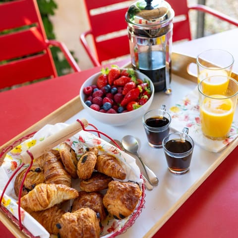 Maison avec patio et jacuzzi House in Saint-Remy-de-Provence