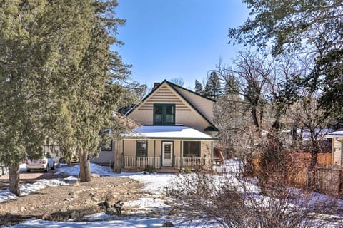 Quiet Hiker and Biker Paradise in Cheyenne Canon! House in Colorado Springs