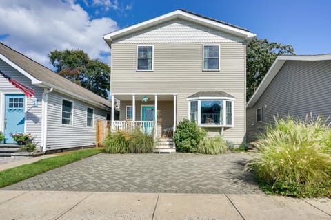 The 1818 Home with Porch and Grill - 1 Mi to Beach! House in Belmar