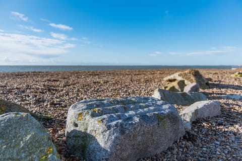 Pebbles by Bloom Stays House in Folkestone