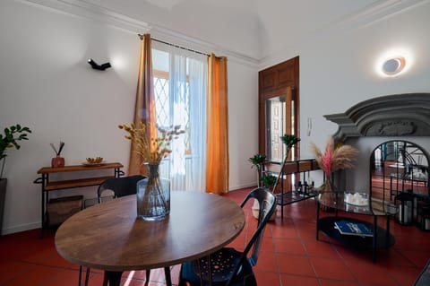 Living room, Seating area, Dining area