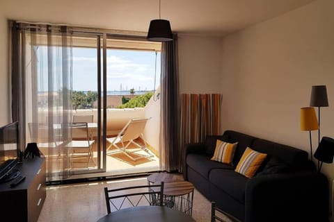 Appartement T2 vue plage Mèze proche Sète Apartment in Mèze