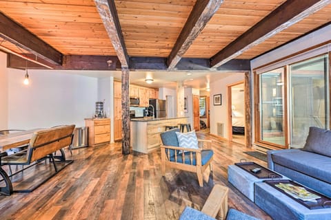 Beautifully Updated Condo - The Lodge at Steamboat Condo in Steamboat Springs