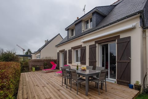 Ti Cairn House in Finistere