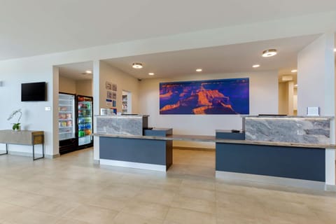 Lobby or reception, On site