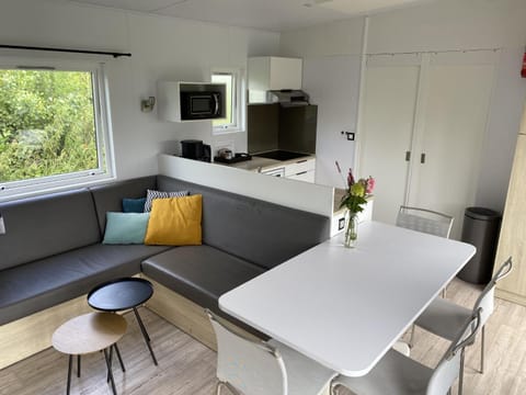 Holiday Home Natuurlijk de Veenhoop by Interhome House in Friesland, Netherlands