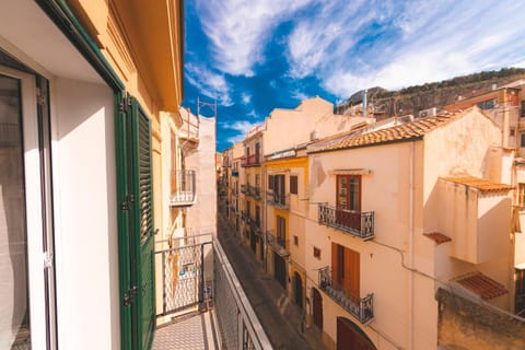 Balcony/Terrace, City view, Landmark view