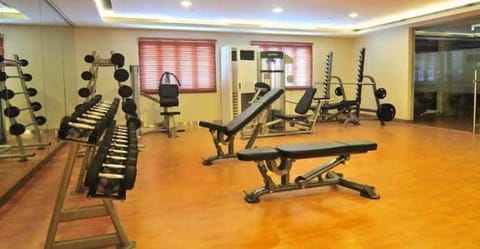 Morgan Suite BGC across5 Venice Canal Mall free Pool gym Appartement-Hotel in Makati