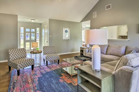 Downtown Boerne Home on Cibolo Creek with Fire Pit House in Boerne