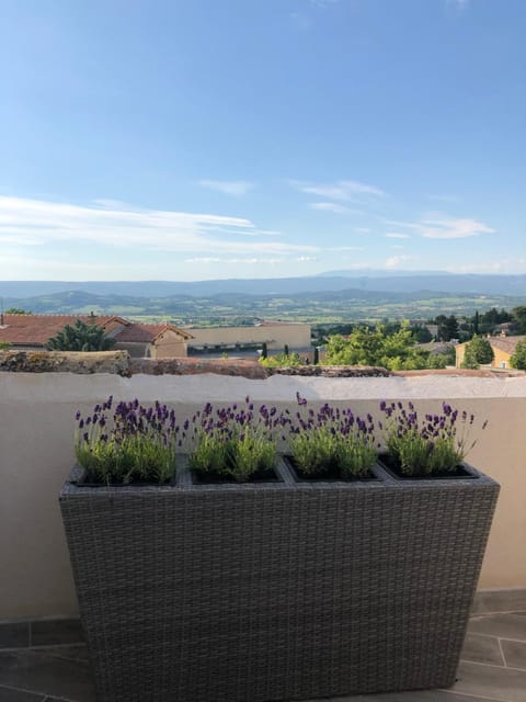 Provence Luberon Bonnieux location gite chez Marcelle Appartement in Bonnieux