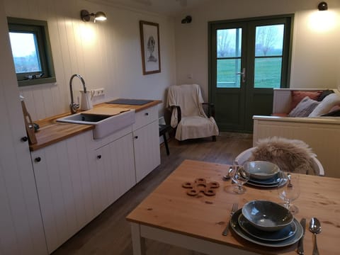 Roulotte Hartemeers House in Flanders