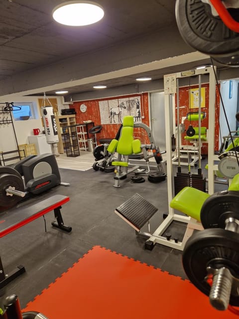 Fitness centre/facilities, Sports